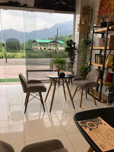 عکس کافه قهوه چُکُ مُک