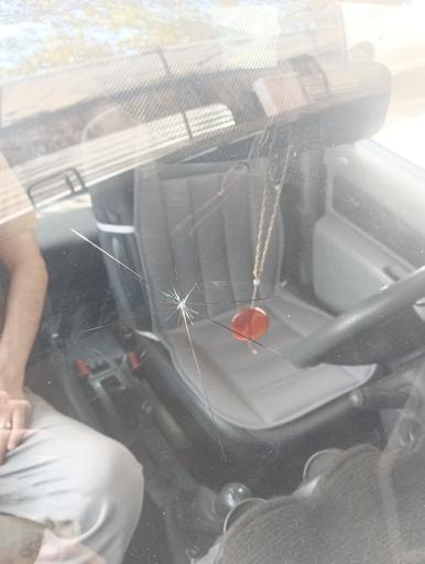 عکس شفاف سازی چراغ و ترمیم شیشه زیباسازان خودرو