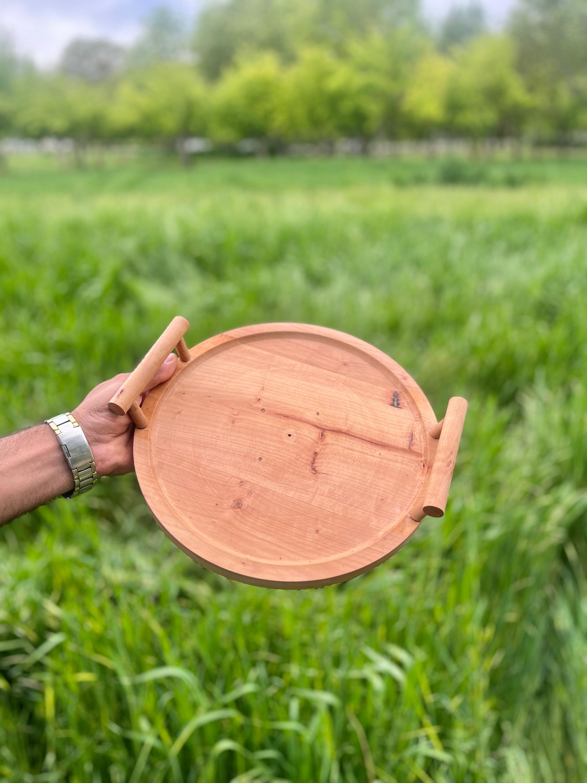 عکس کارگاه ساخت ظروف چوبی شاتوت