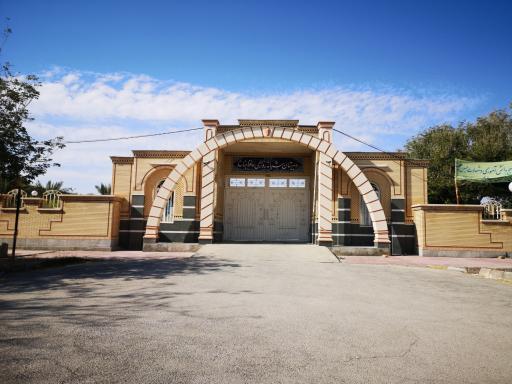 عکس دبیرستان شبانه روزی حافظ جناح