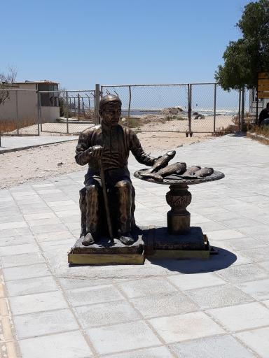 عکس بازار موقت ماهی فروشان