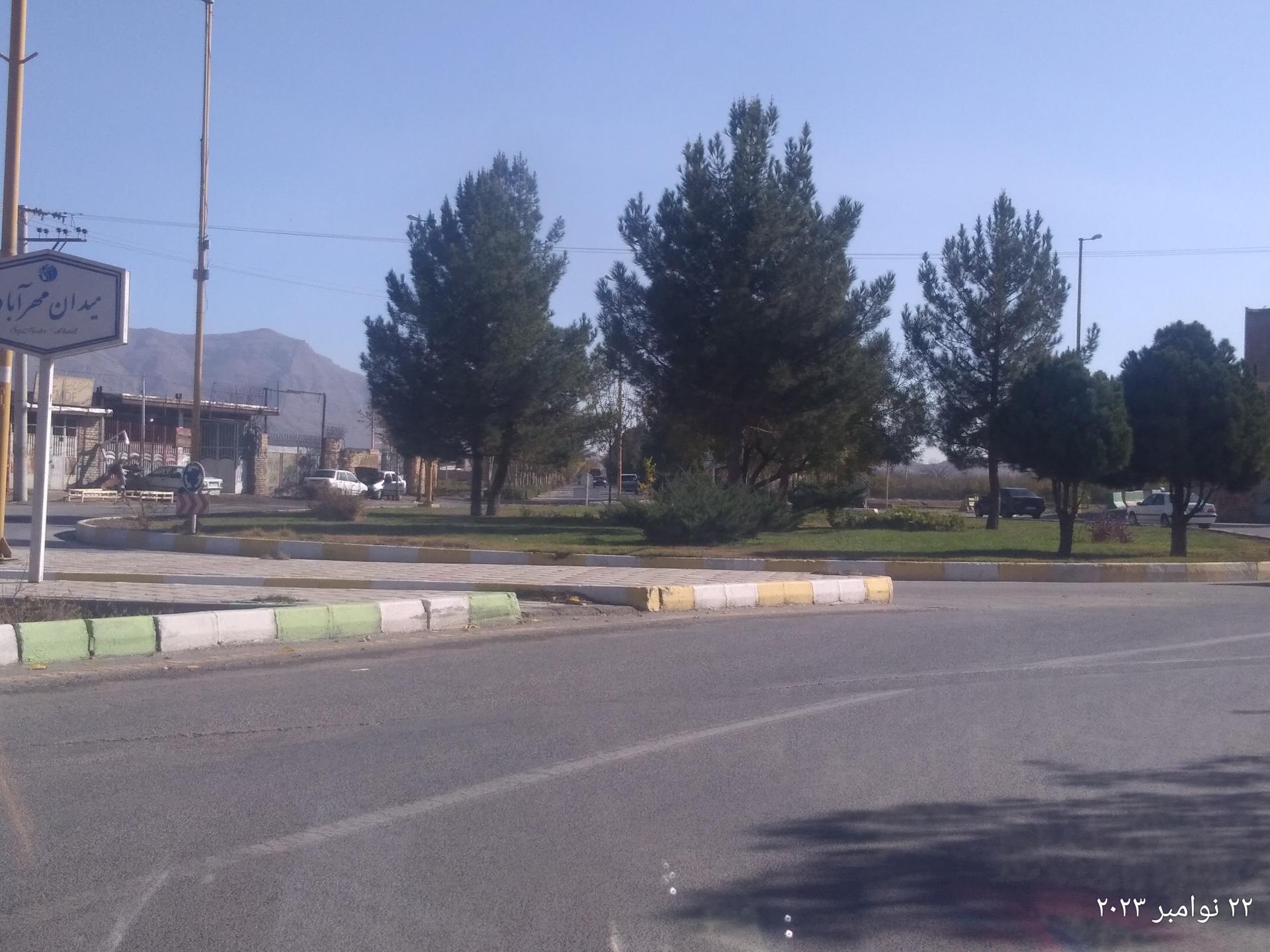 عکس میدان مهرآباد