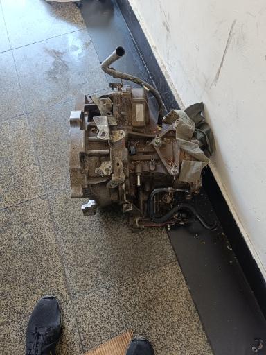 عکس تعمیرگاه تخصصی هیوندا مزدا اتو وایپر