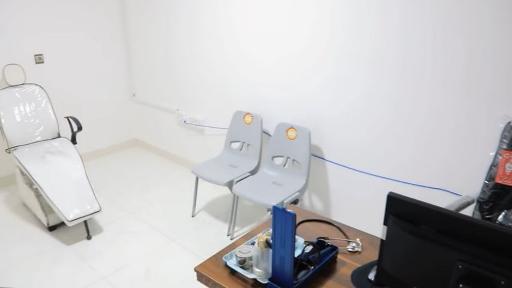 عکس درمانگاه شبانه روزی سلامت