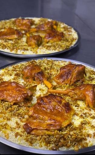 عکس رستوران و بیرون بر حافظ