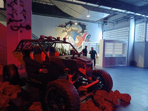 عکس هپی سنتر