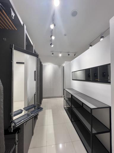 افرنگ استور