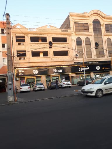عکس فروشگاه لوازم خانگی نور