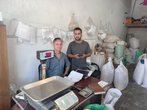 عکس خوراک دام و طیور رجبعلی نژاد 