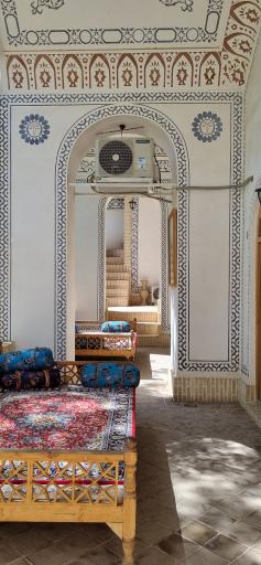 عکس هتل سنتی خادمی