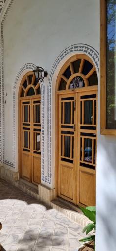 عکس هتل سنتی خادمی