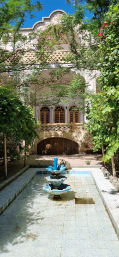 عکس هتل سنتی خادمی