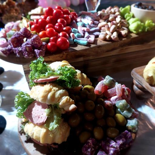 عکس فینگرفود مانی ماه