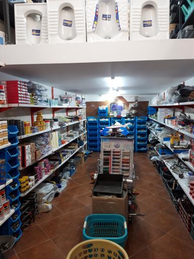 عکس مصالح و ابزار فروشی محمد میرزایی 