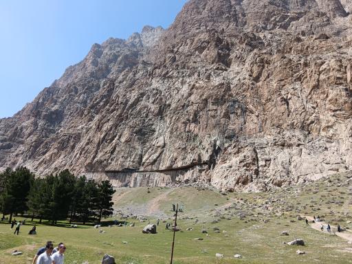 عکس کوه بیستون