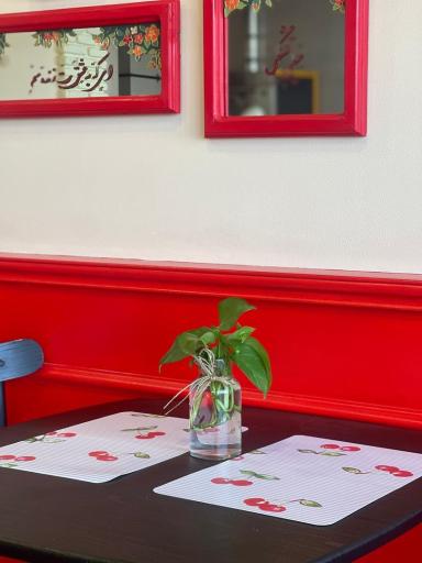 عکس کافه رد سیس