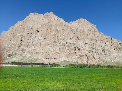 عکس کوه بیستون