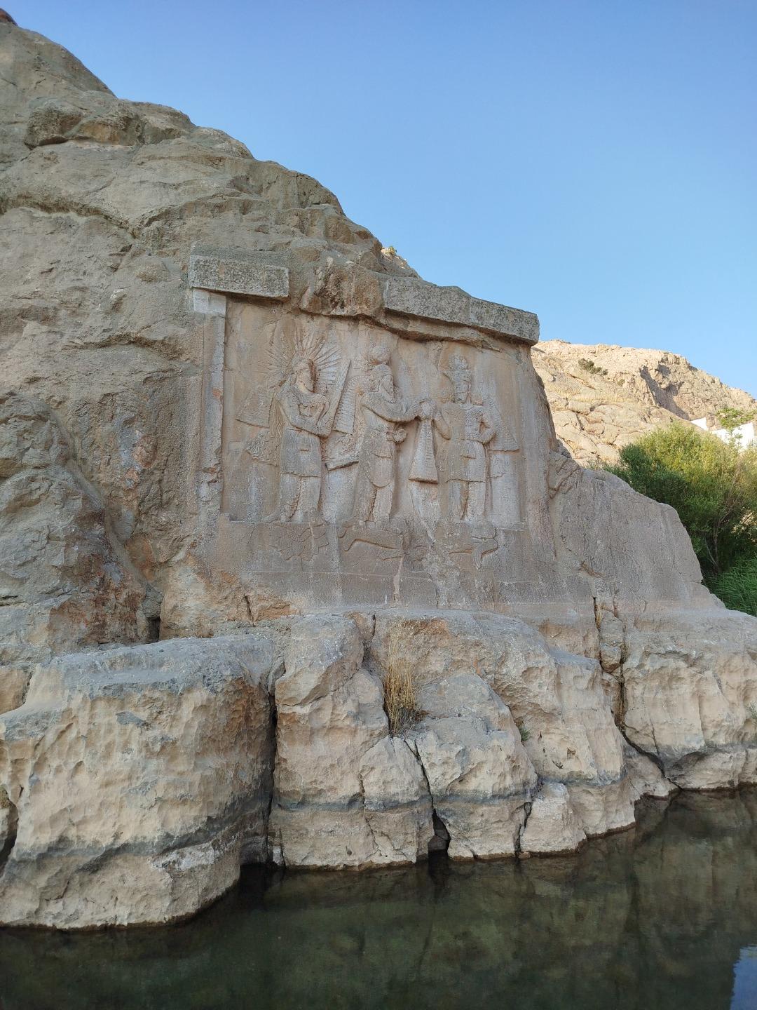 عکس کوه بیستون