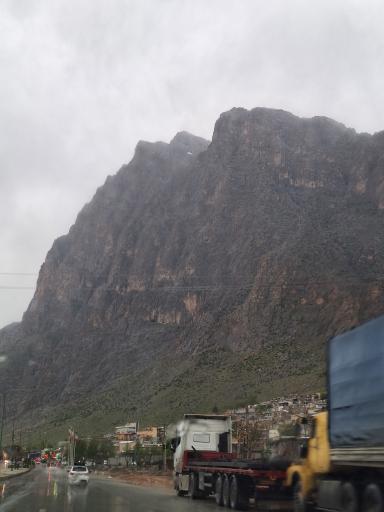 عکس کوه بیستون