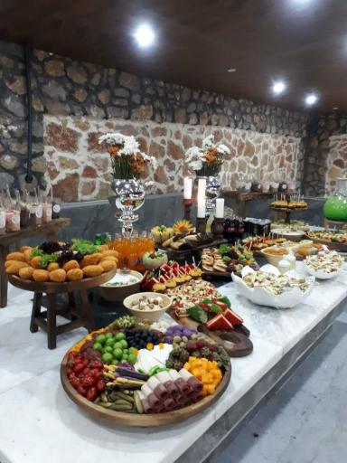 عکس فینگرفود مانی ماه