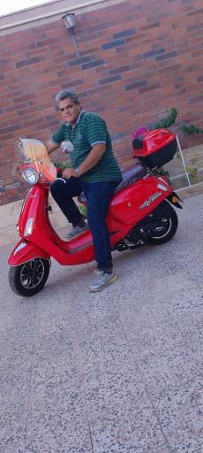 عکس فروشگاه موتور آشیانه اسب آهنی سعید