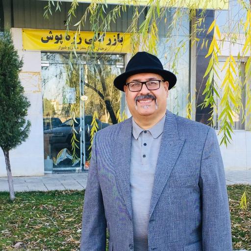 عکس بازرگانی زره پوش (ترخیص کالا از گمرک)