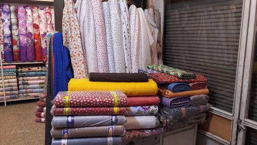 عکس پارچه و پرده سرای میرزازاده 