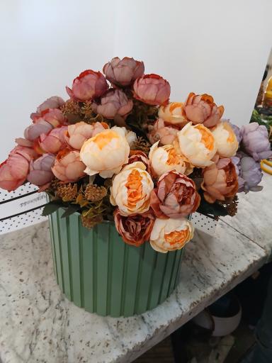 عکس گل فروشی طبیعت