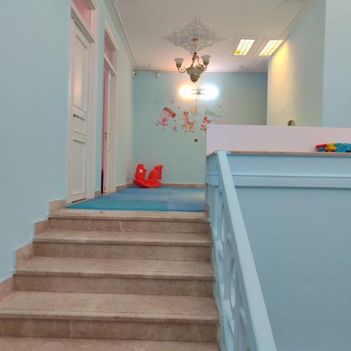 عکس مهدکودک و پیش دبستانی آبنبات چوبی