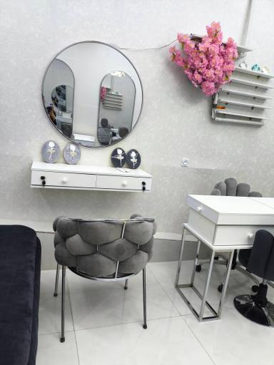 عکس سالن زیبایی زهرا اکبری