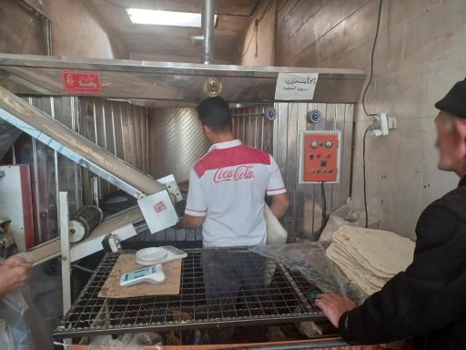 عکس نان لواش حسینی