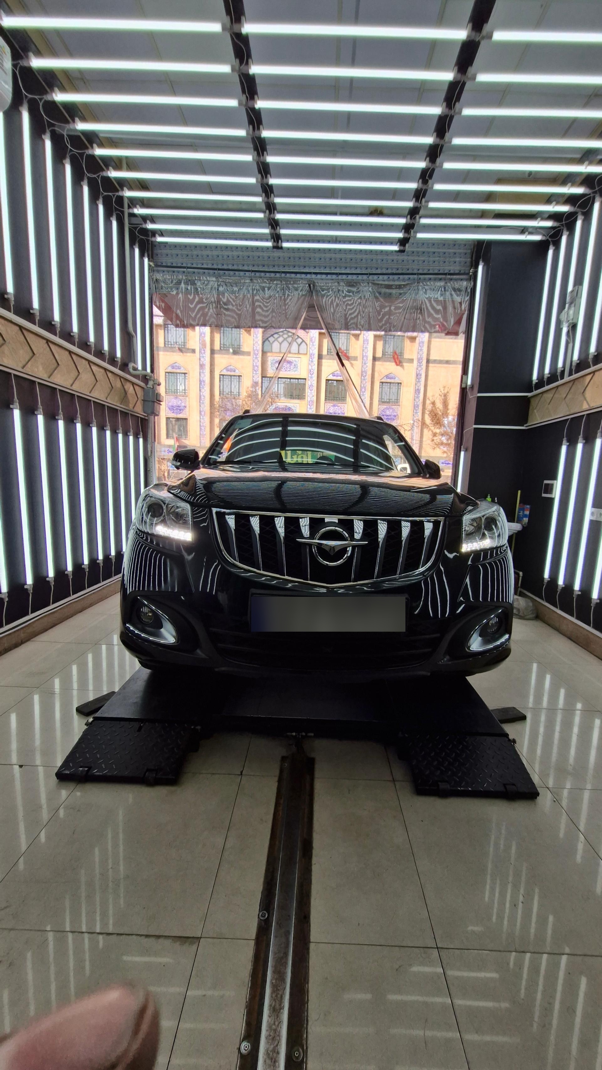 عکس تشخیص رنگ و فنی تیموری (مشهدی)