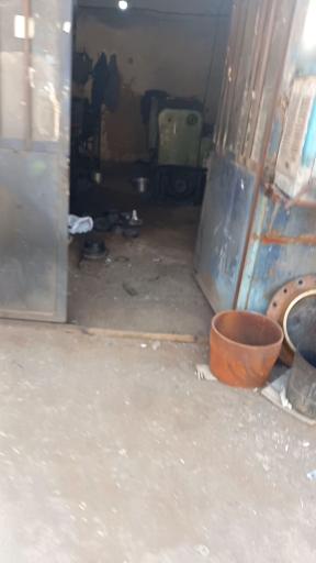 عکس گاراژ بزرگ خانکی