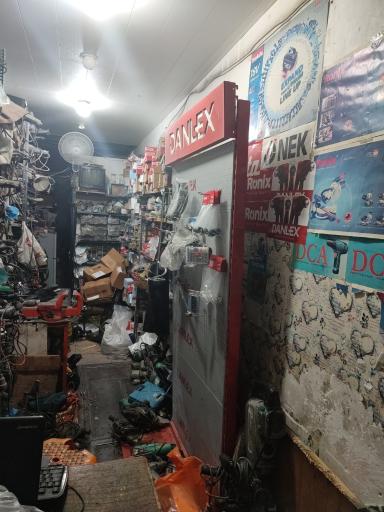 عکس تعمیرگاه دریل و سنگ فرز موسوی