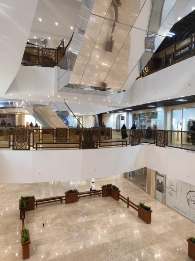 عکس مرکز خرید فیروزه