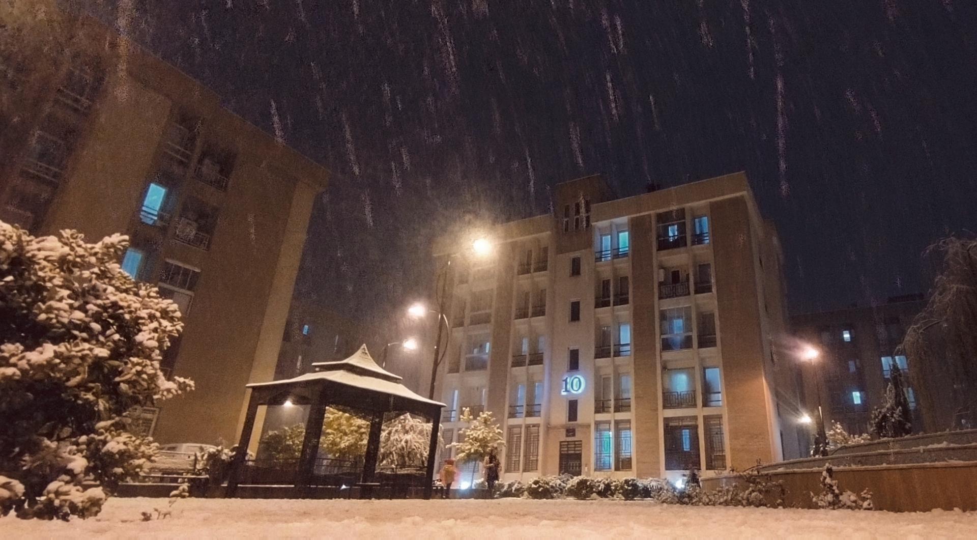 عکس مجتمع مسکونی جوانان