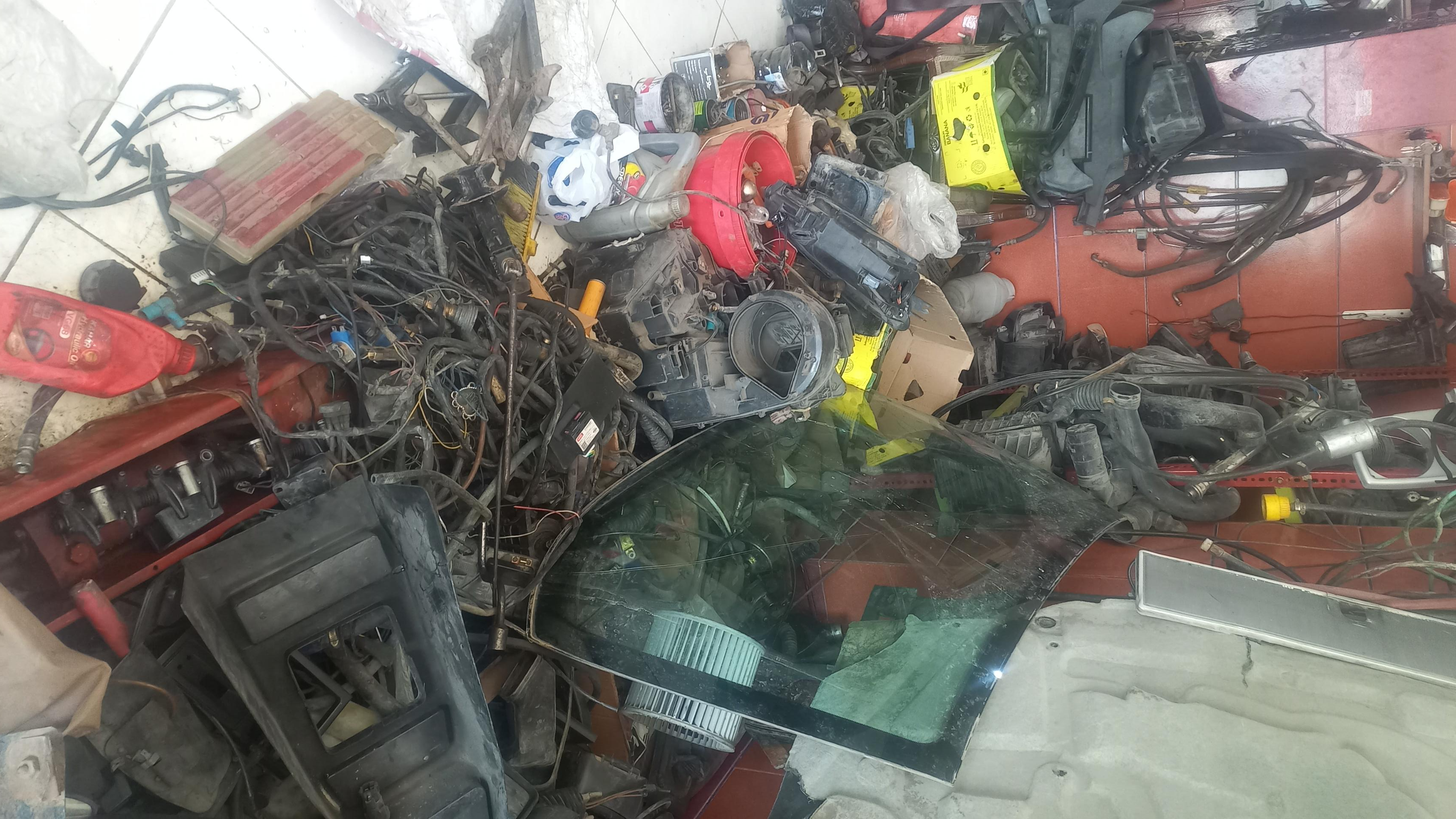 عکس اوراقی پدر پسر