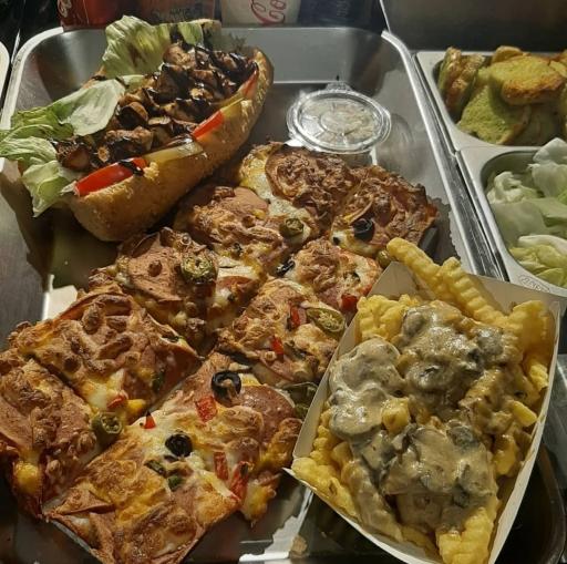 عکس فست فود شاتوت 