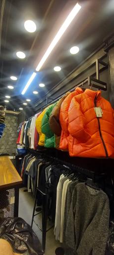 عکس فروشگاه زبرا