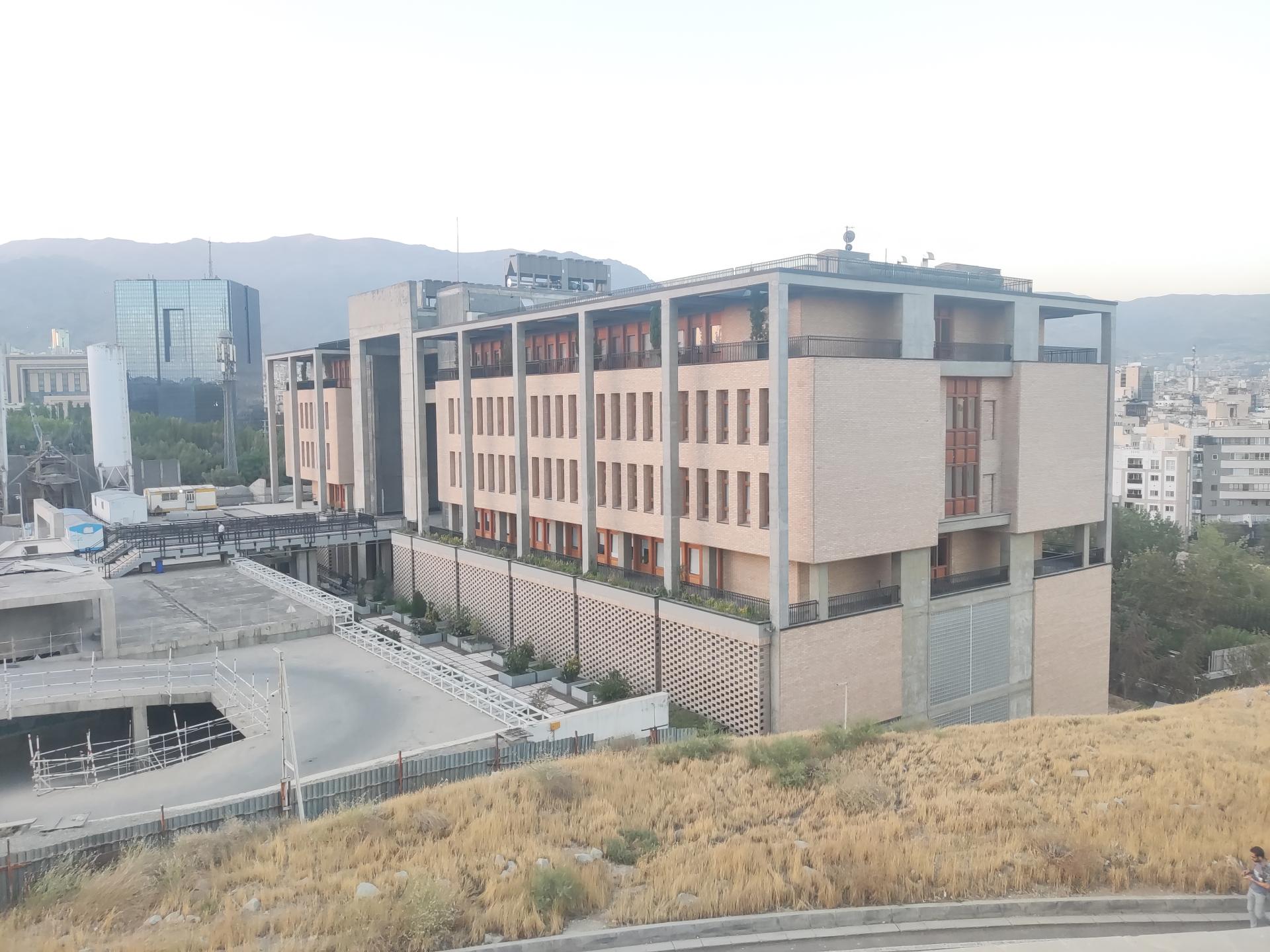 عکس بنیاد دایرةالمعارف اسلامی