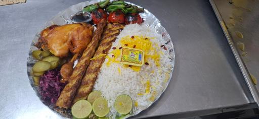 عکس رستوران بختیاری