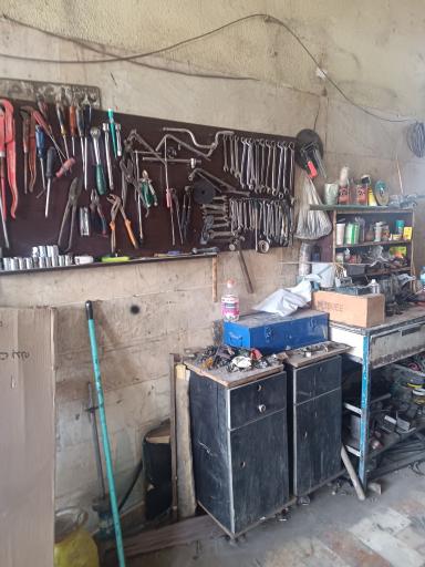 عکس صافکاری و نقاشی کیومرث