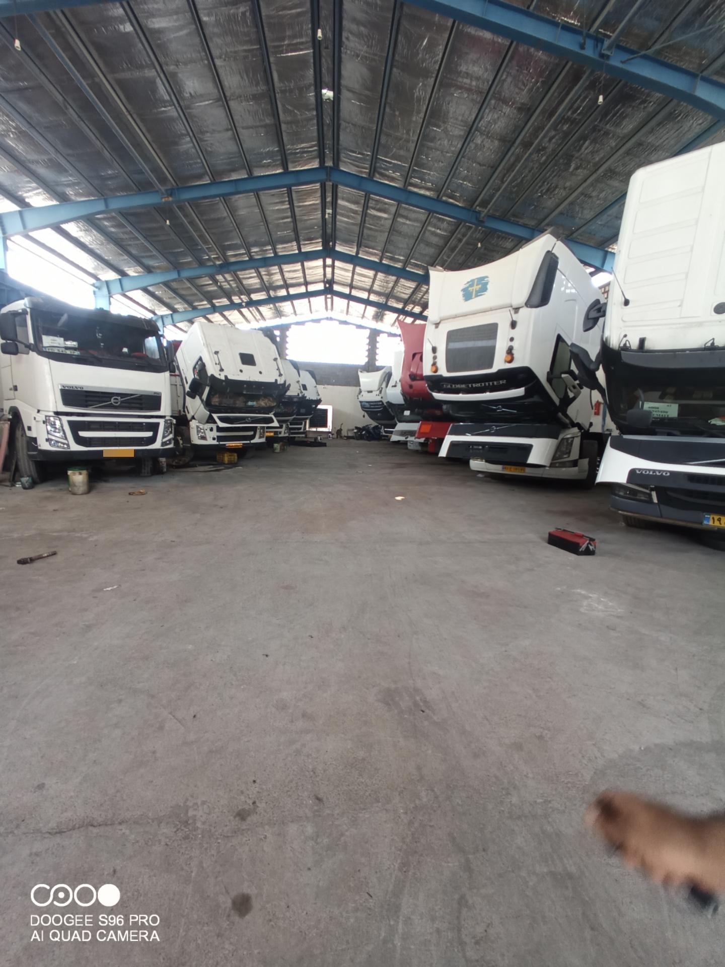 عکس تعمیرگاه ولوو میلاد