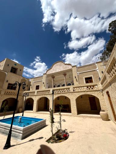 عکس عمارت بوم گردی دیوان سالار