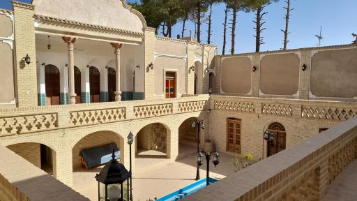 عکس عمارت بوم گردی دیوان سالار