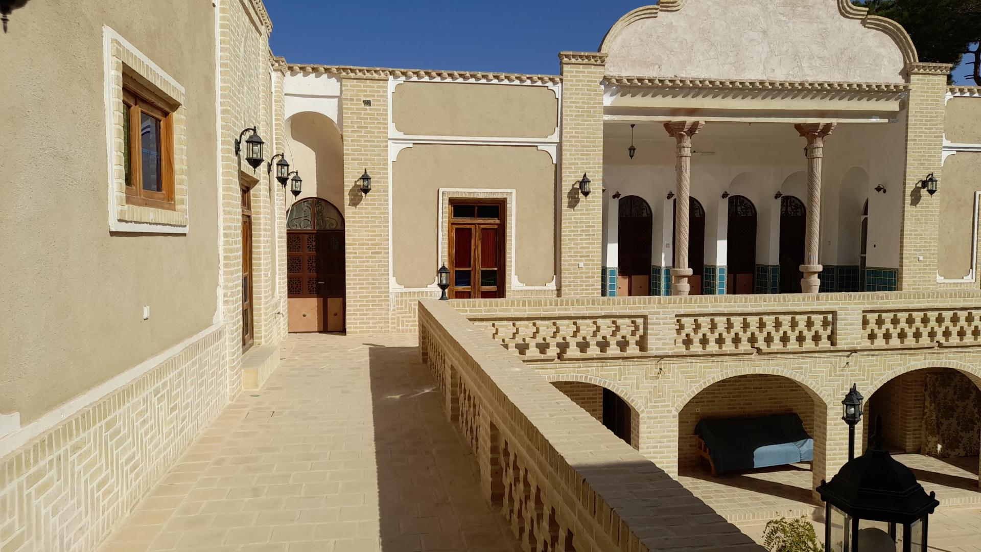 عکس عمارت بوم گردی دیوان سالار