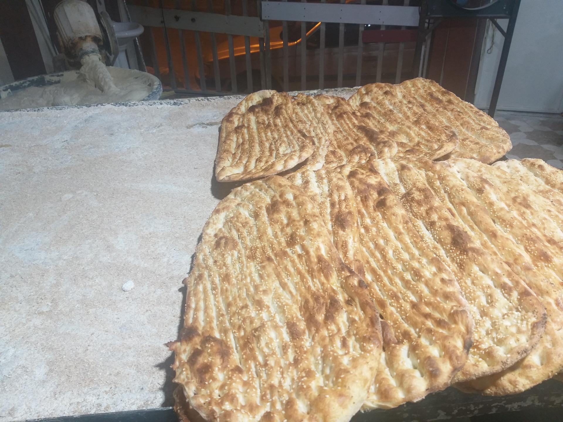 عکس نان بربری آذربایجان