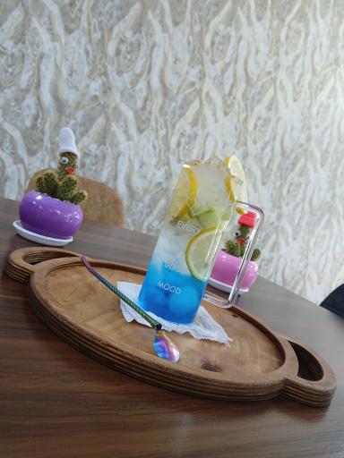 عکس کافه فست فود گراویتی