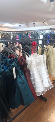 عکس مزون لباس مجلسی ابرا