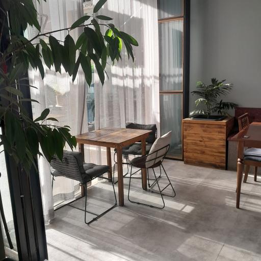 عکس کافه رستوران پیاده رو 